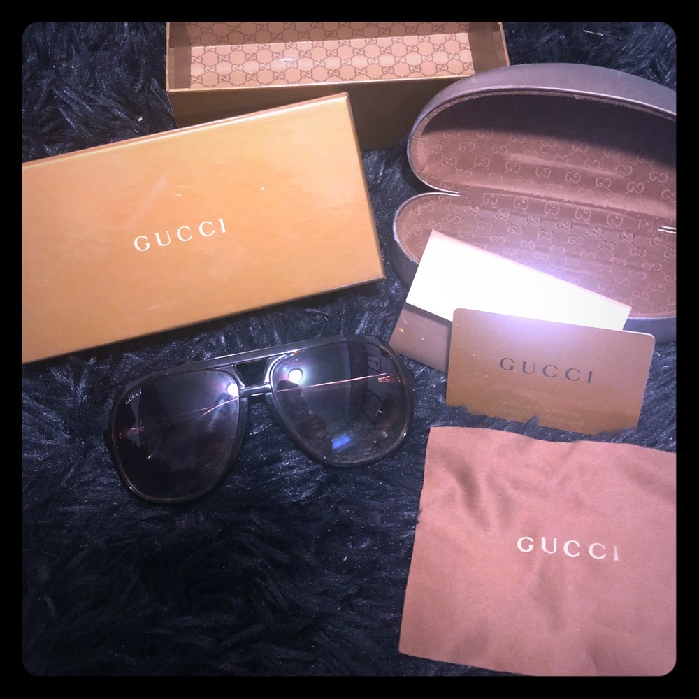 GUCCI Aviator Sunglasses